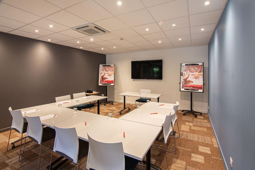 Ibis Sud Hotel 3*