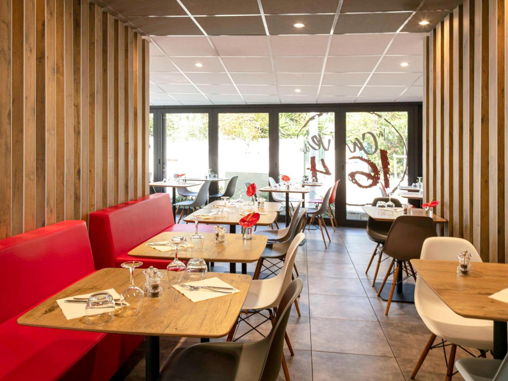 Ibis Sud Hotel 3*